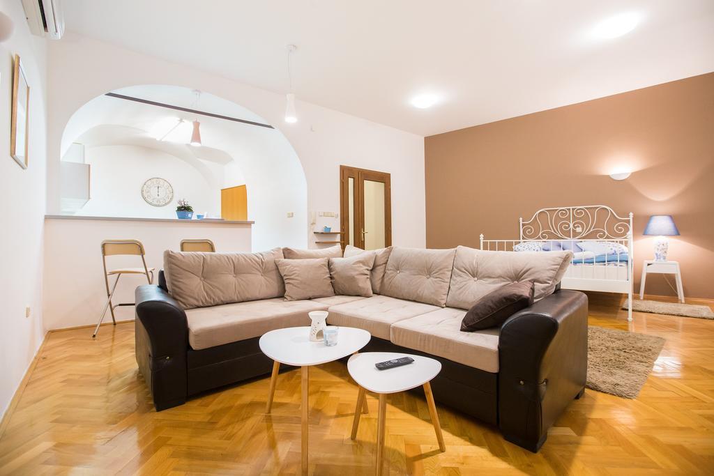 זאגרב Apartman Kaptol מראה חיצוני תמונה